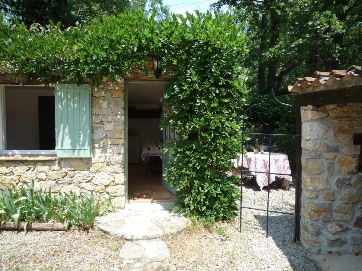 La Rose Des Vents Panzió Montauroux Kültér fotó