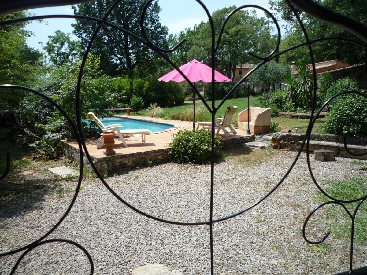 La Rose Des Vents Panzió Montauroux Kültér fotó